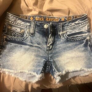 Women’s rock revival Jean shorts
